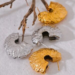 Chic Gold and Silver Textured Earrings